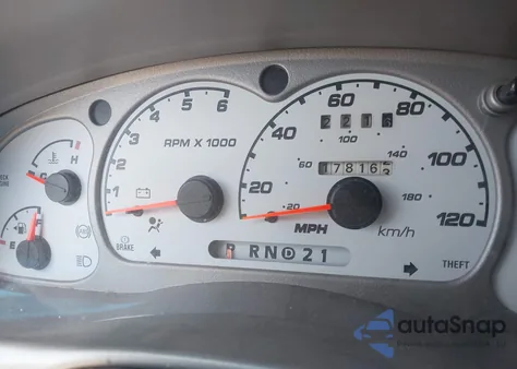 2001 Ford Explorer Sport Trac z USA, uszkodzony, nr VIN 1FMZU77E81UC04654